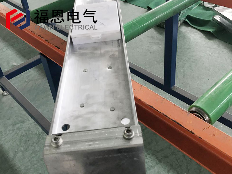 母线槽击穿现象及分段检查
